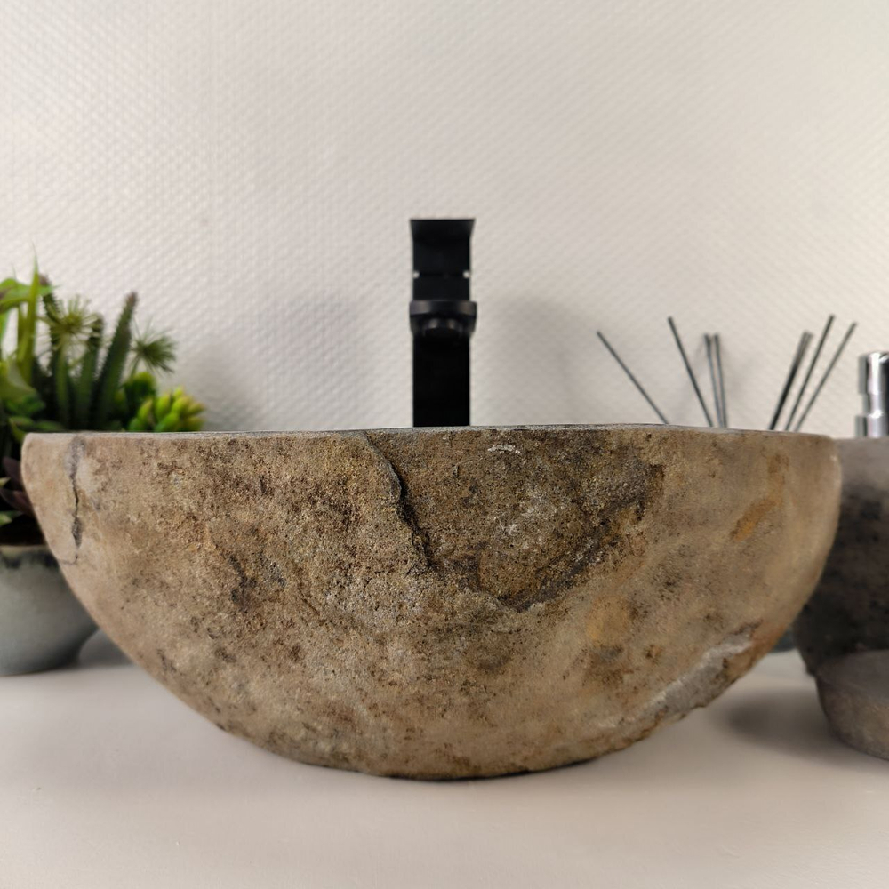 Раковина из речного камня RS-65009 41*33*15 0855