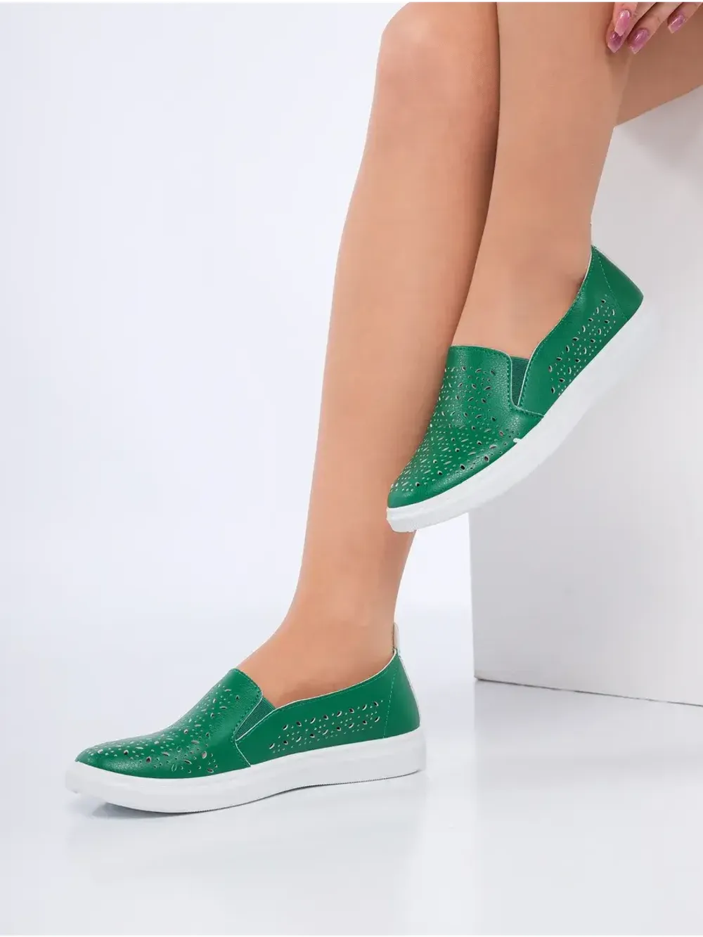 Мокасины летние с перфорацией