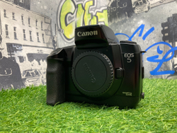 Canon EOS 5