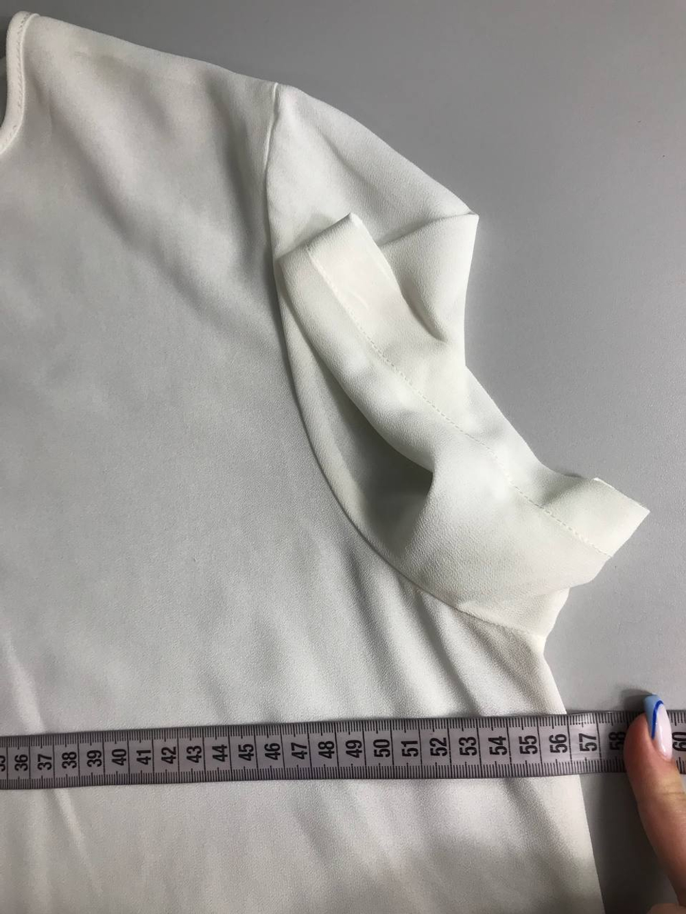 Платье прямого кроя, визуально на 52/54 размер