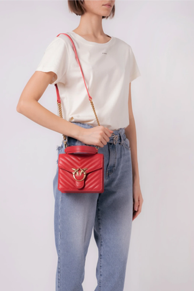 MINI LOVE BAG TOP HANDLE CHEVRON – red-antique gold