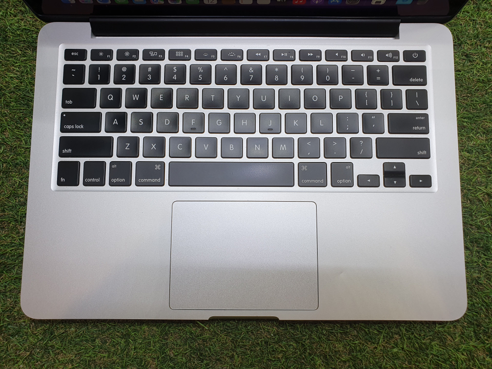 MacBook Pro Retina 13 2015 A1502 i5/16Gb