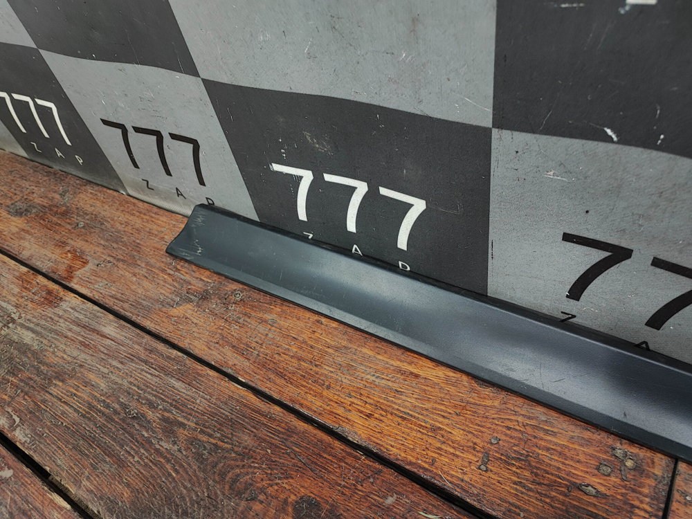 Накладка двери передней правой Nissan X-Trail 3 (T32) 13-23 Б/У Оригинал 808764CM1B