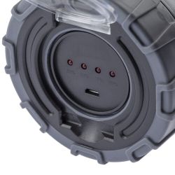 Светодиодный фонарь ЭРА PA-703 прожекторный аккумуляторный IP65 поворотная рукоять с раскладными подставками