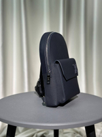 Сумка-слинг Louis Vuitton, арт. 475157660