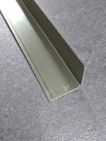 Угол 20*20мм "DO-1" 2,7м Шампань (бронза св.) глянец анод. алюм.