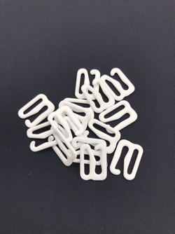 Застежка-крючок металл белый 10 мм