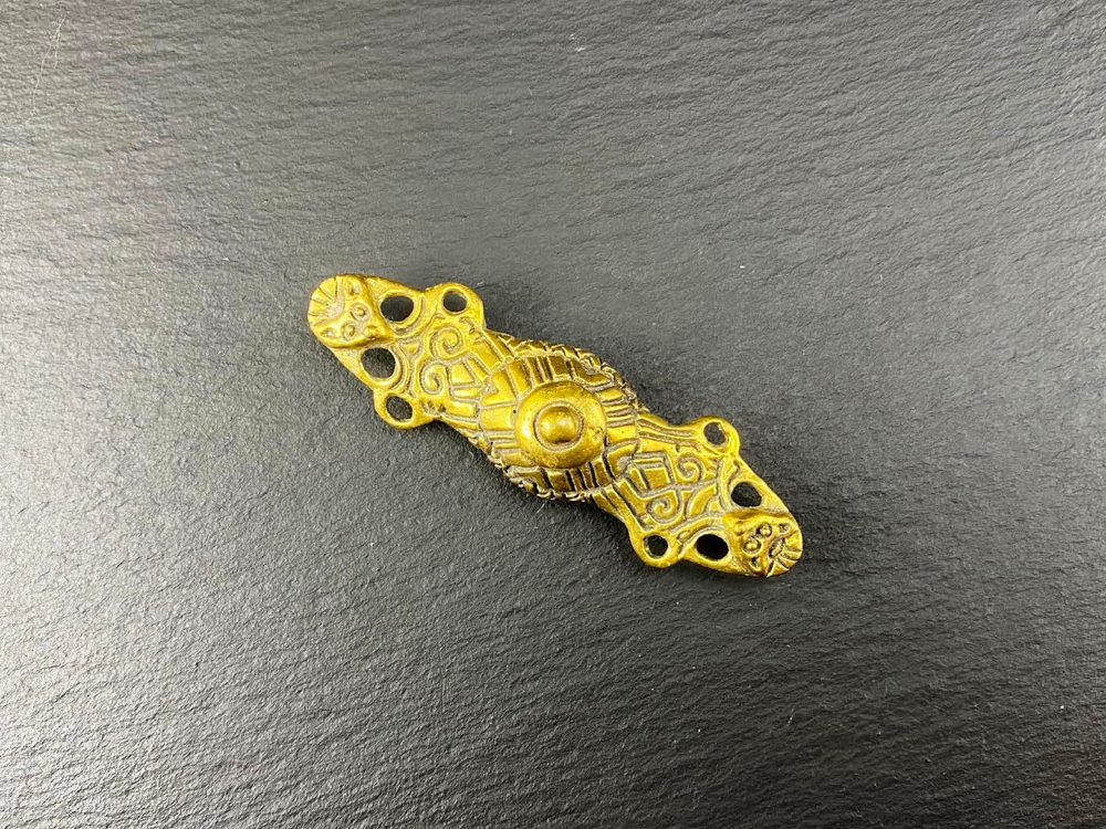 Фибула. Гнездово, Бирка 10 в. (равноплечная)