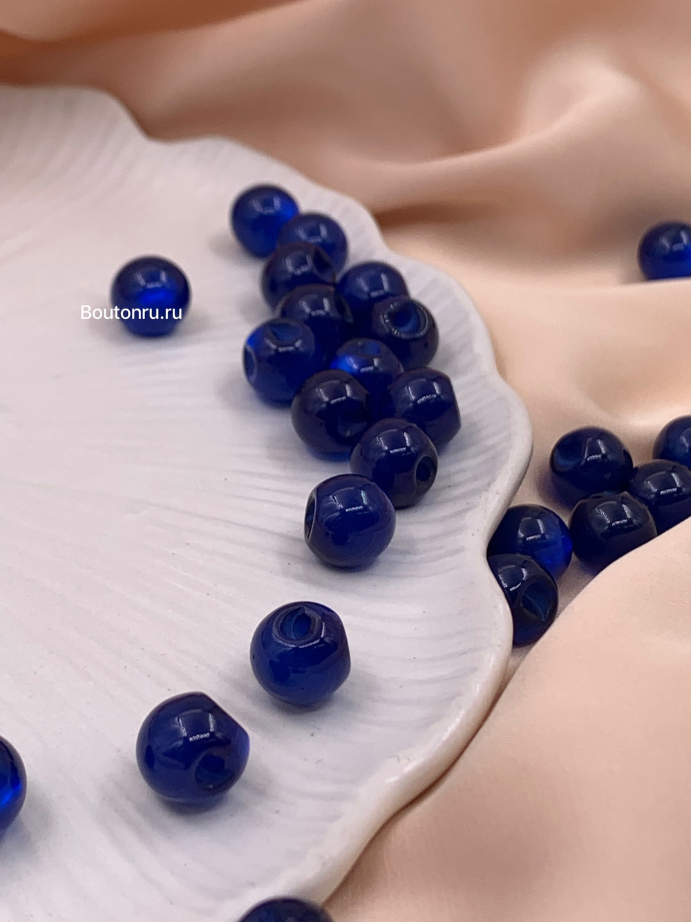 Пуговицы сердечки белые матовые 1