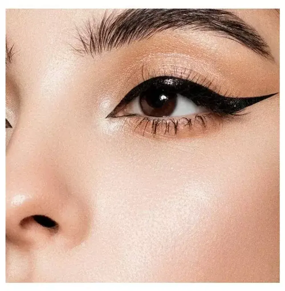 Подводка - Фломастер LuxVisage Vinyl Line Marker Eyeliner