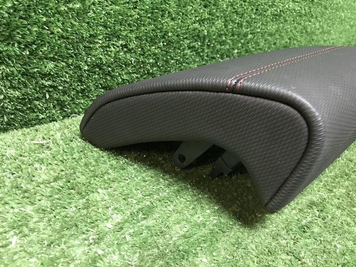 Накладка салона левая LR Discovery Sport (19-нв)