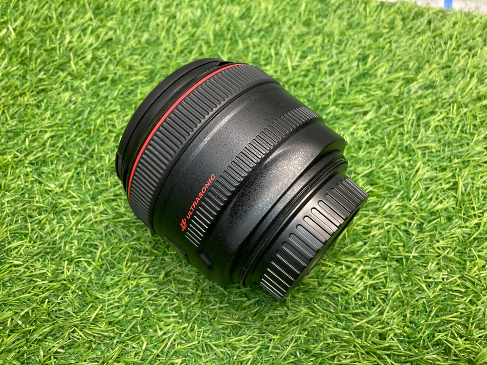 Canon EF 50mm 1.2L USM