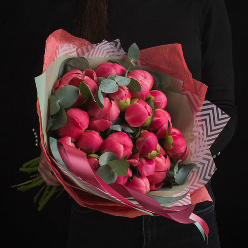 Купить Букет коралловых пионов "Фейерверк"