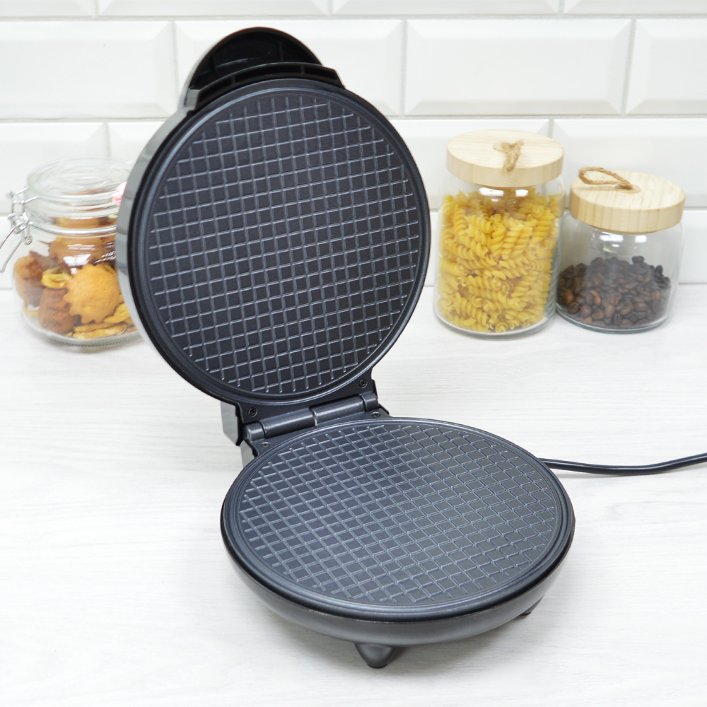 Вафельница HomeStar HS-2028 1200Вт