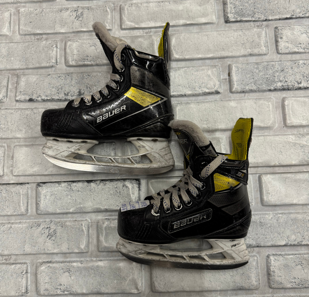 BAUER SUPREME 3S PRO Y10D