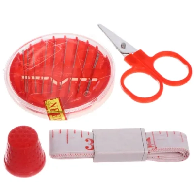 Швейный набор в ZIP упаковке с подвесом «Favorite Hous» (нитки,наперсток,иголки,ножницы,сант. лента)✦