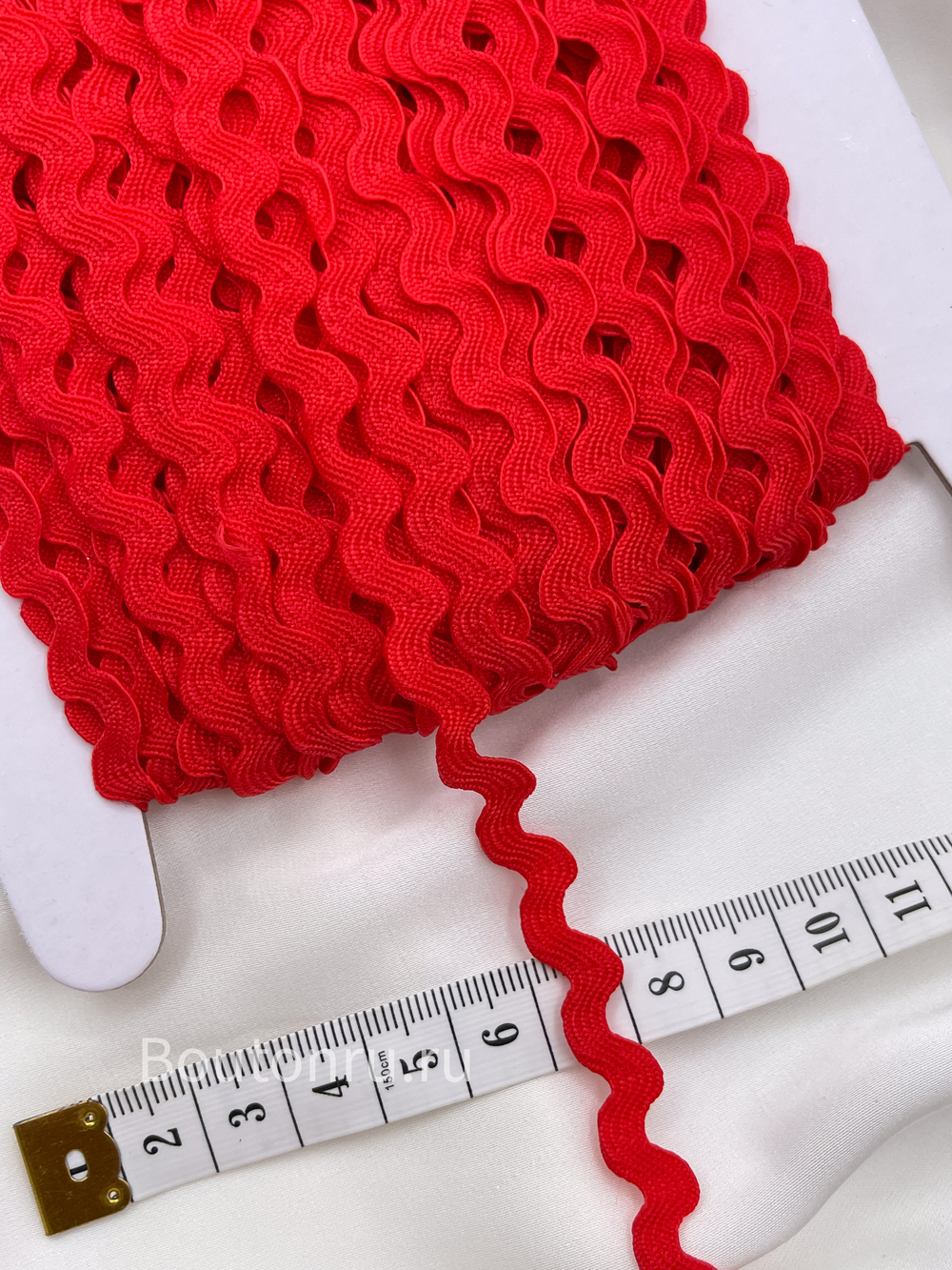 Тесьма декоративная волнистая "Вьюнчик зиг-заг" красная