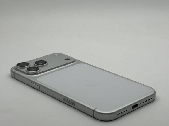iPhone 17 Pro Max 256Gb Silver 1SIM