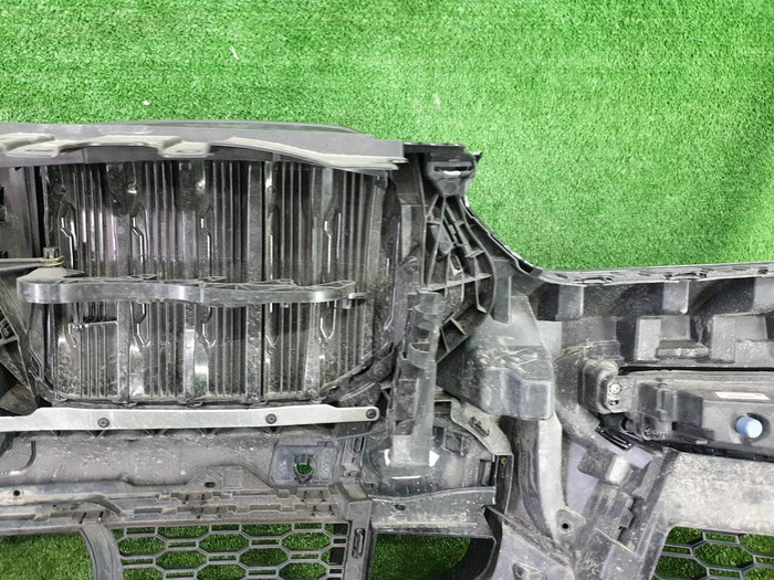 Бампер передний BMW X6 G06 (19-23) M-paket В сборе