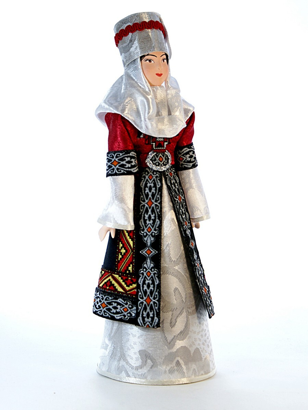 Кукла фарфоровая коллекционная Киргизка
