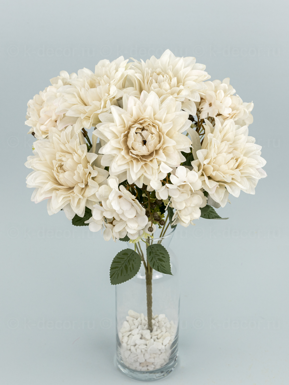 Букет георгины с гортензией