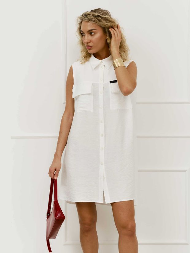 Платье-рубашка с карманами, белое