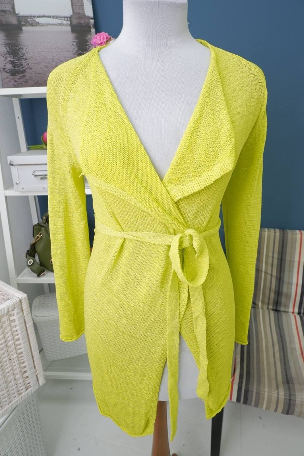 Кардиган салатового цвета  44 размер