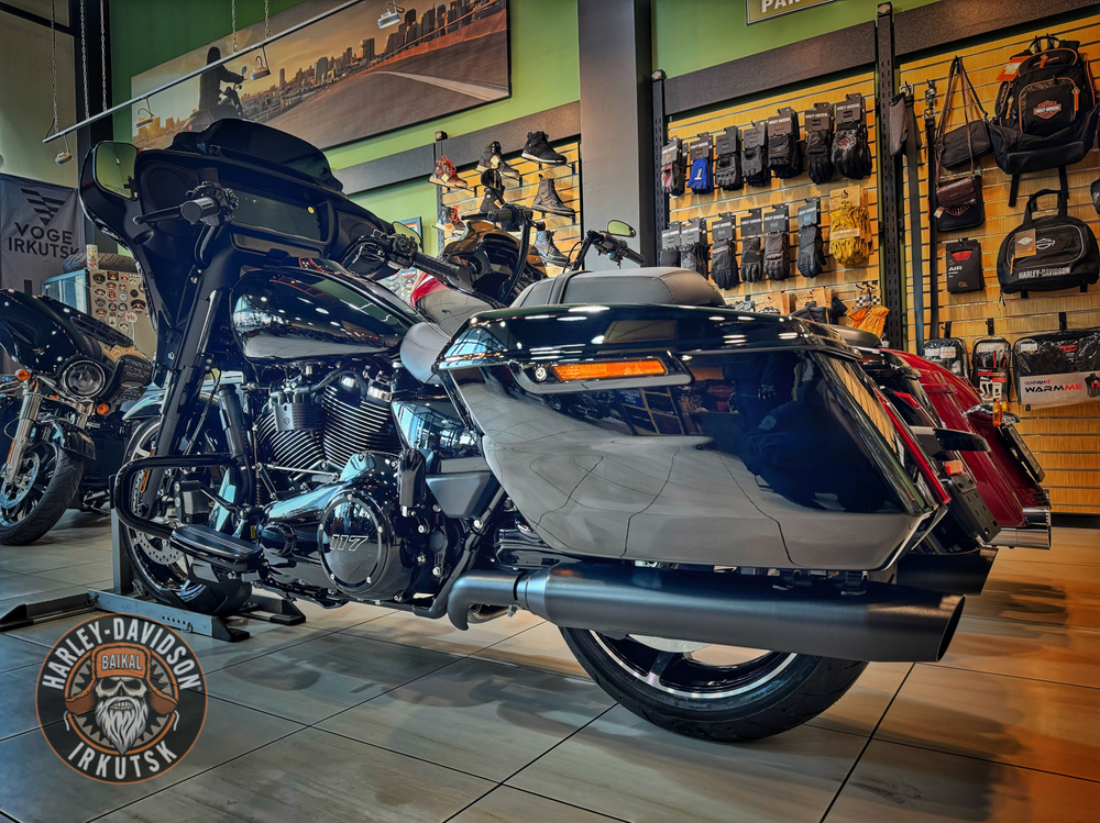 Новый мотоцикл Harley-Davidson® Street Glide®