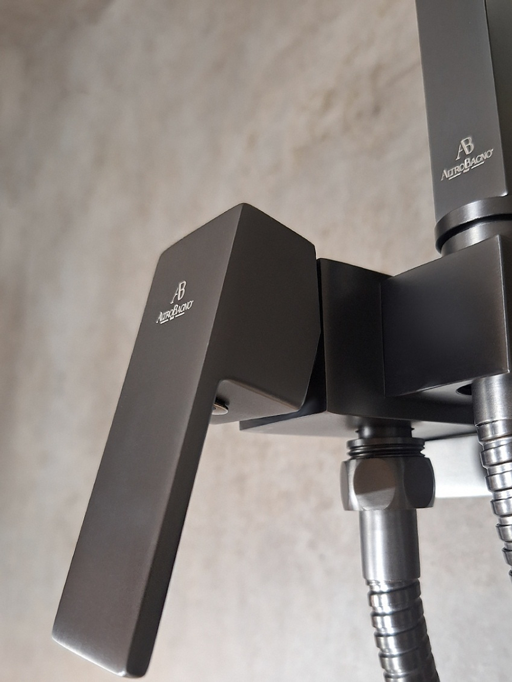 Встраиваемый гигиенический душ AltroBagno BM 060121 GM