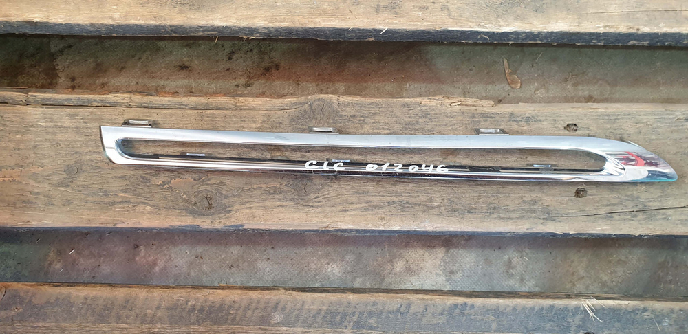 Молдинг решетки радиатора Mercedes GLC (X253) 15-19 Б/У Оригинал A2538880285