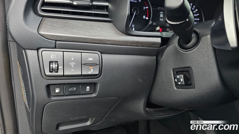 Kia K7 (Cadenza) Premier 2.5 GDI Noblesse (02.2020)