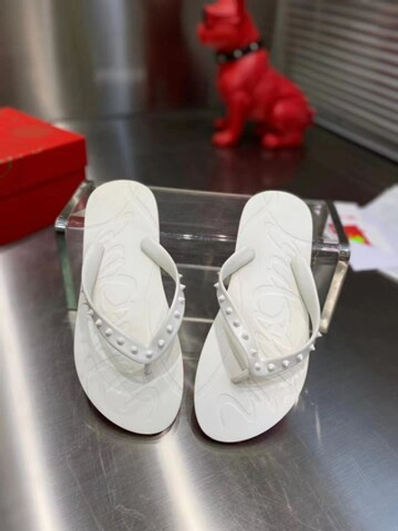 Шлепанцы Christian Louboutin