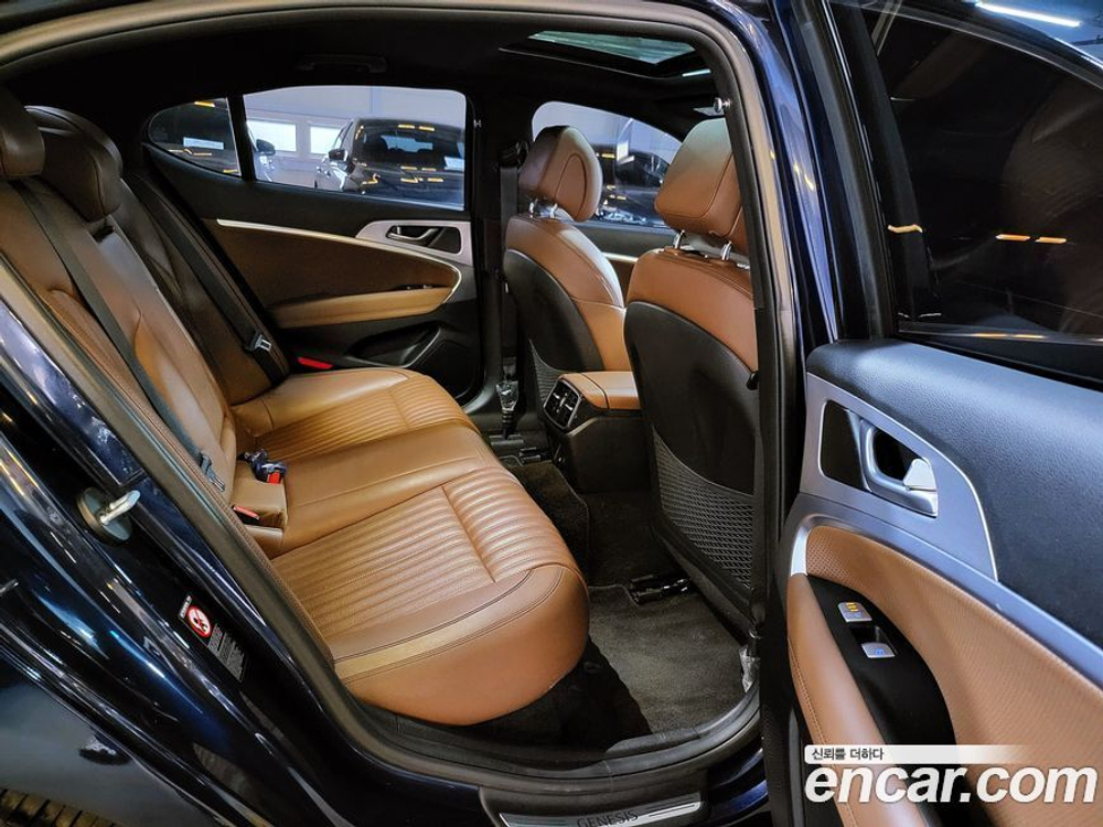 Genesis G70 2.0T AWD (05.2020)