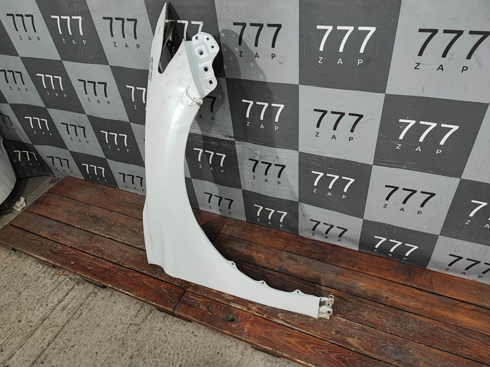 Крыло переднее правое Toyota Camry (XV70) 17-нв Б/У Оригинал 5380106210