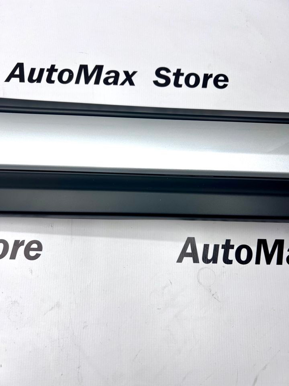 Молдинг двери задней правой на Митсубиси Аутлендер 5757A750. Оригинал.