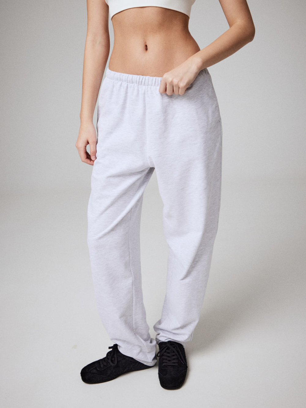 Брюки Rae Joggers in Grey