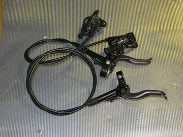 Тормоза дисковые гидравлические Shimano BR-MT400