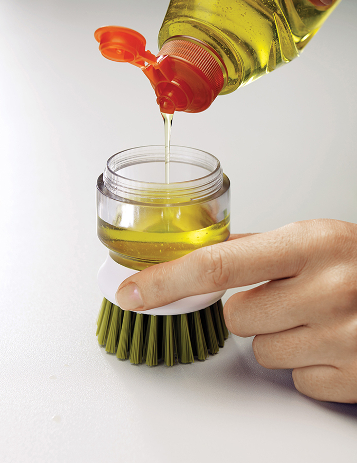 Щетка с дозатором моющего средства Palm Scrub™ серая, Joseph Joseph