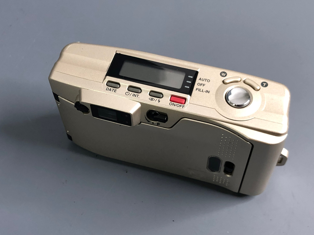Samsung Vega 77i