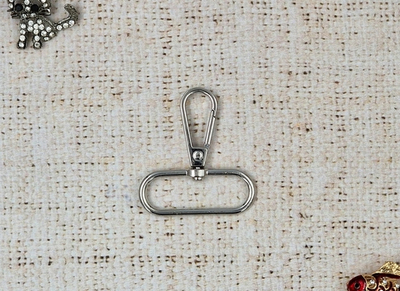 Карабин поворотный, 7,5 гр, ш. 4 см, никель