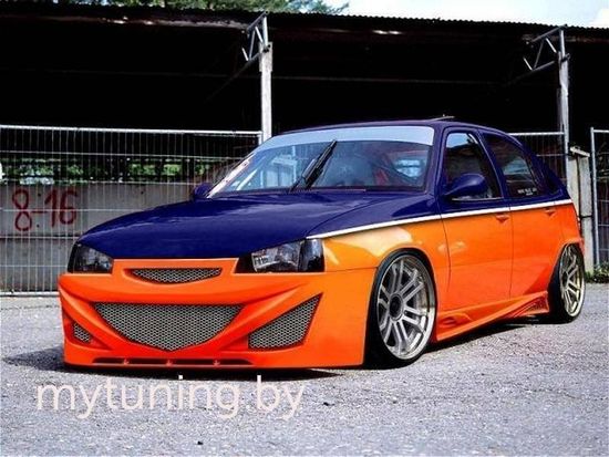 Передний бампер REACTOR для Opel Kadett