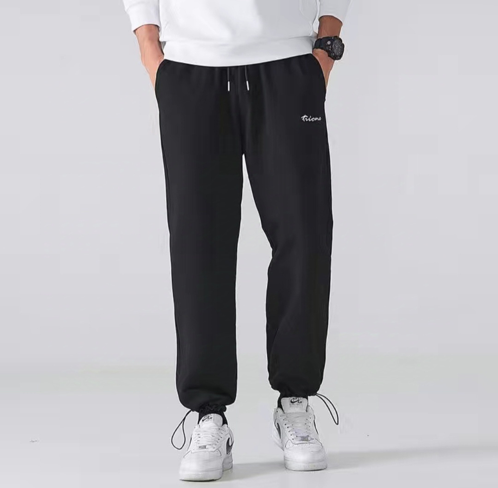 Спортивные брюки