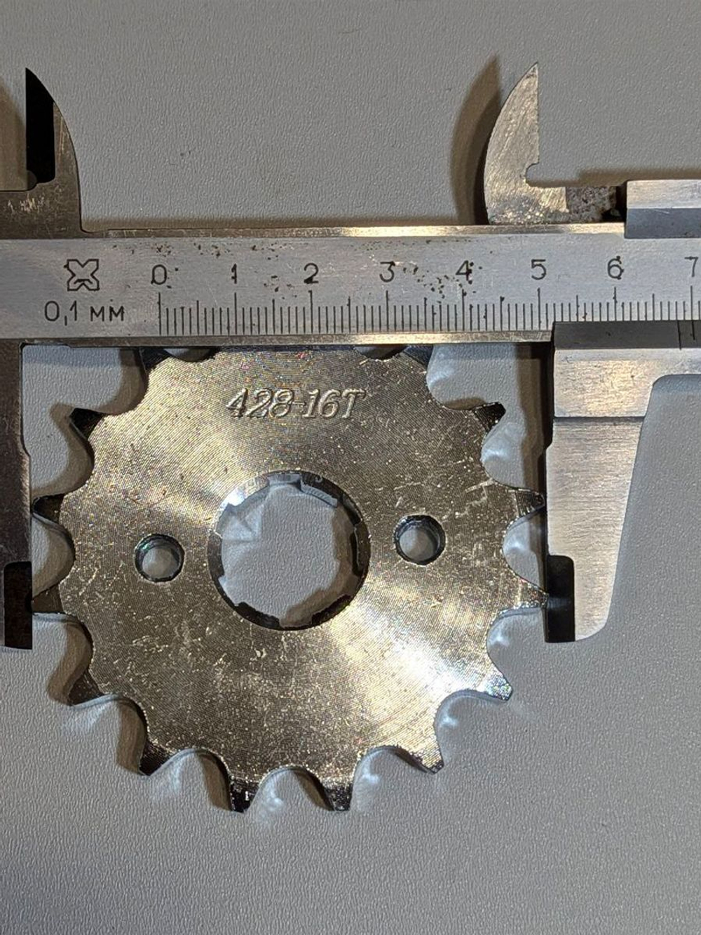 - Звезда ведущая 428-16 для мотоцикла, питбайка, мопеда с двигателем CG/CB, с валом 20 мм