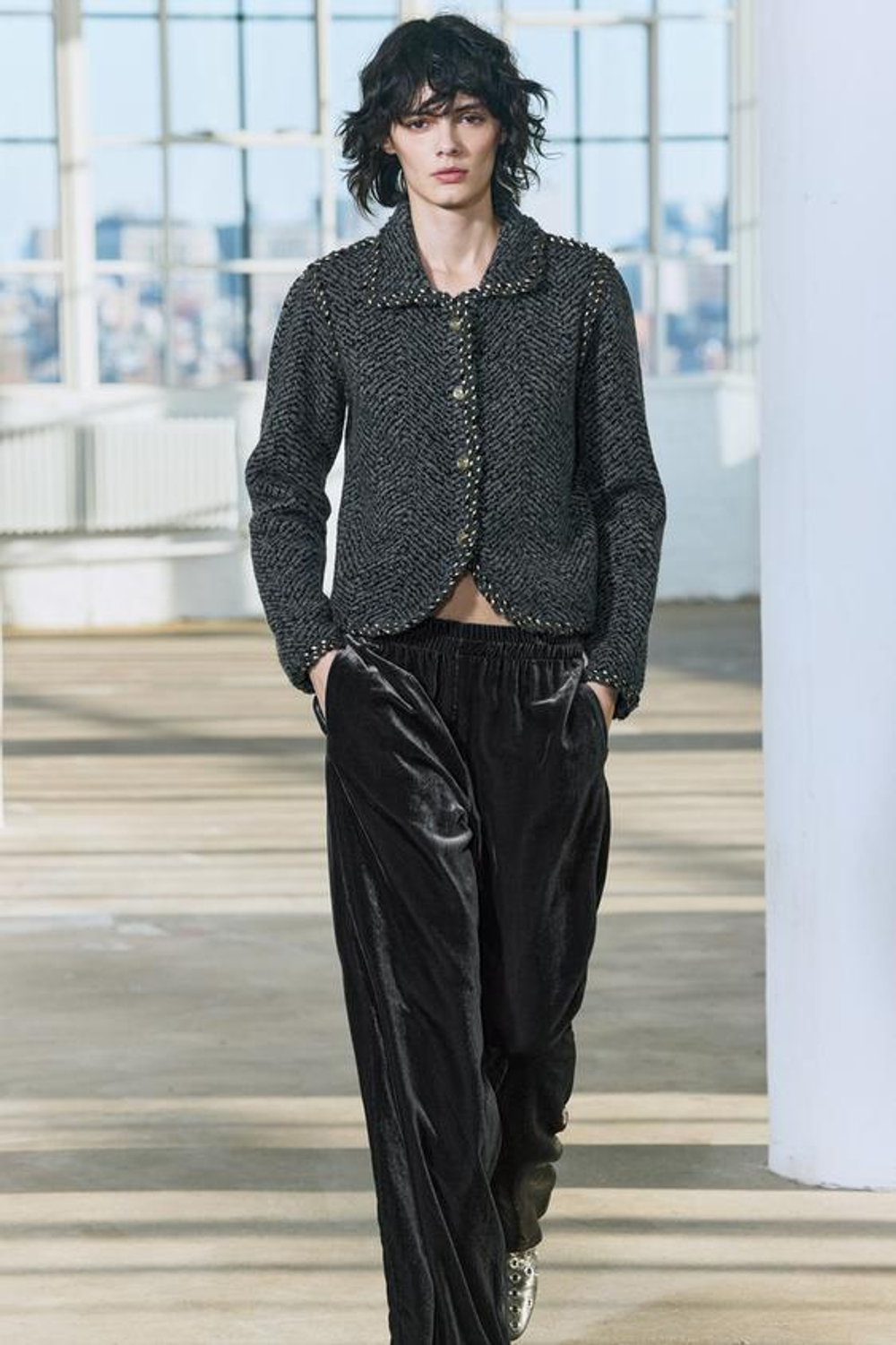 ZARA КАРДИГАН С ПЛЕТЕНЫМИ КРОМКАМИ, СЕРЫЙ