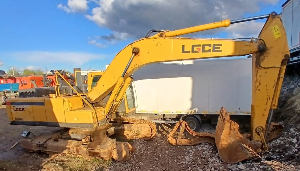 LGCE E6255 Экскаватор Е6255F (Дизельный, 7,1 л, 208 л.с., АТ)