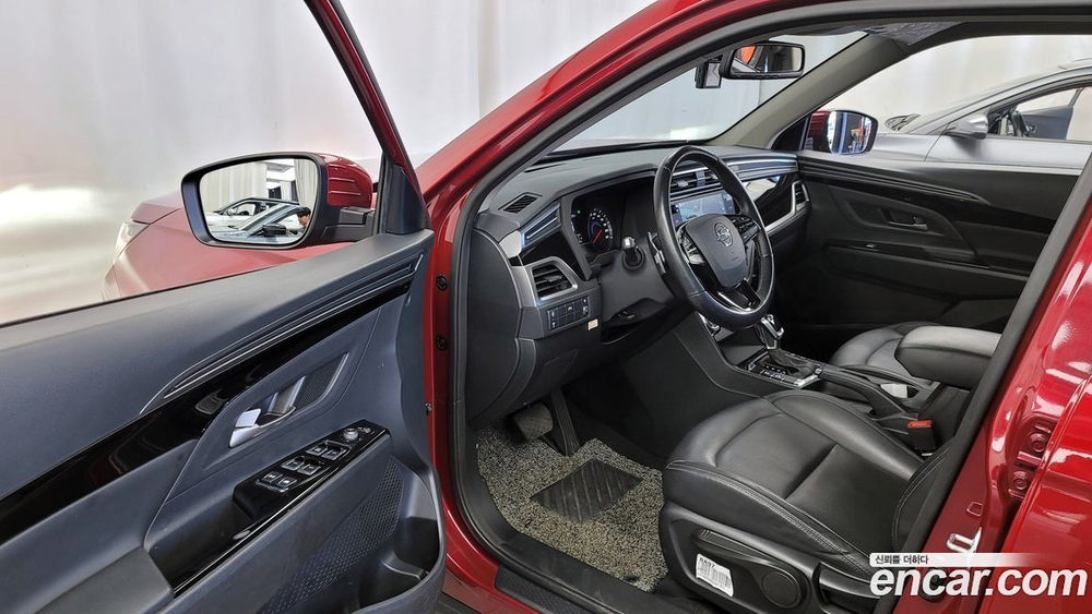 KG Mobility (Ssangyong) Beautiful Korando Бензин 1.5 2WD C5 (11.2020)