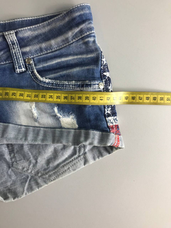 Шорты короткие, визуально 40 размер