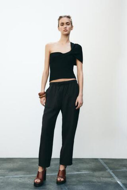 ZARA БРЮКИ СО СБОРКОЙ НА ТАЛИИ, ЧЕРНЫЙ