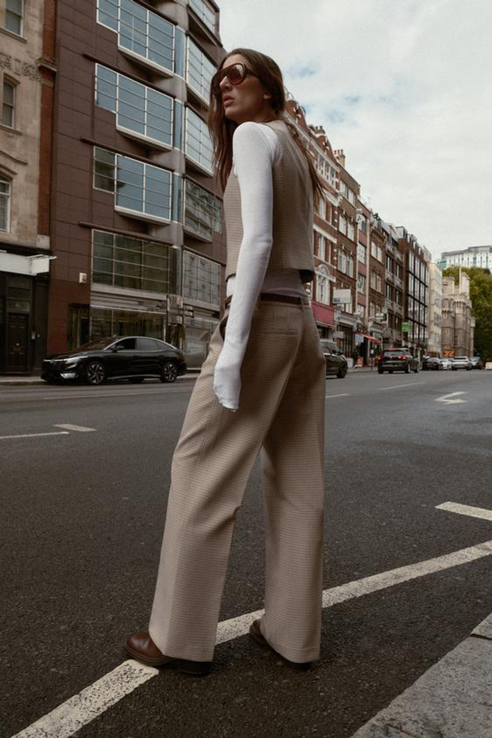 ZARA БРЮКИ В КЛЕТКУ С РЕМНЕМ, БЕЖЕВЫЙ/ТЕМНО-СИНИЙ