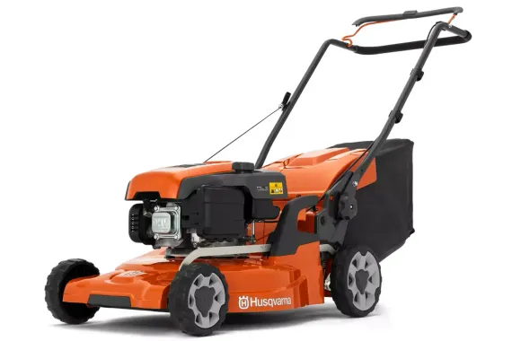 Газонокосилка бензиновая Husqvarna LC 247